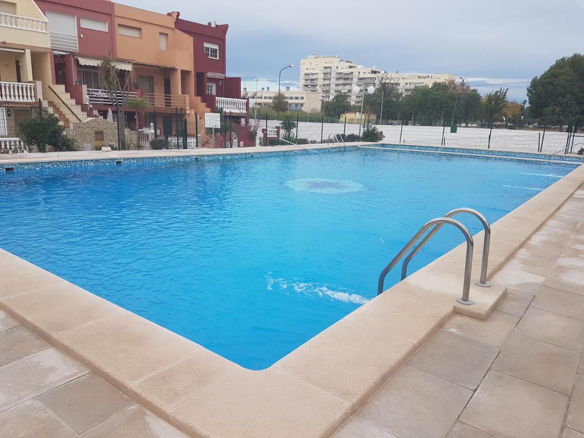 Apartamento Barbacoa, Piscina Y Playa Puebla de Farnals Exterior photo